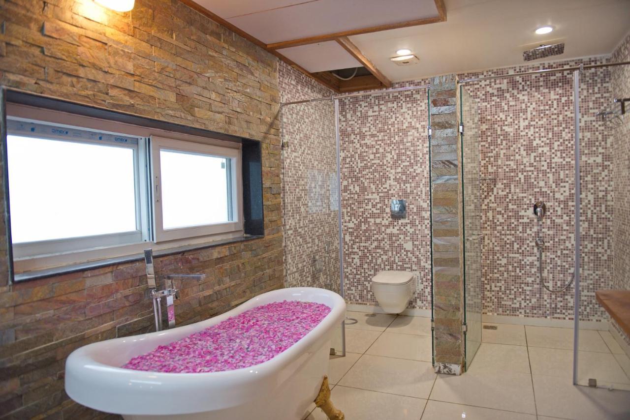 Wild Rose Resort & Spa プシュカル エクステリア 写真